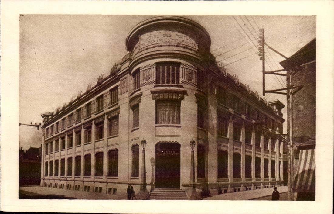 Chateauroux CPA Post office building