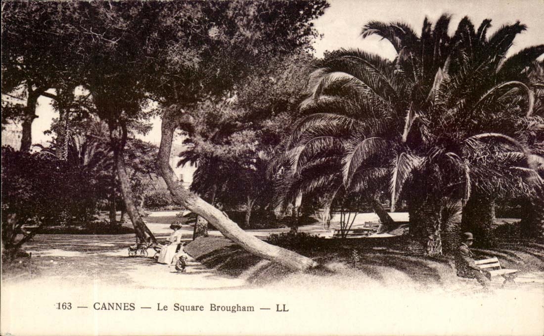 Cannes CPA the Brougham public garden