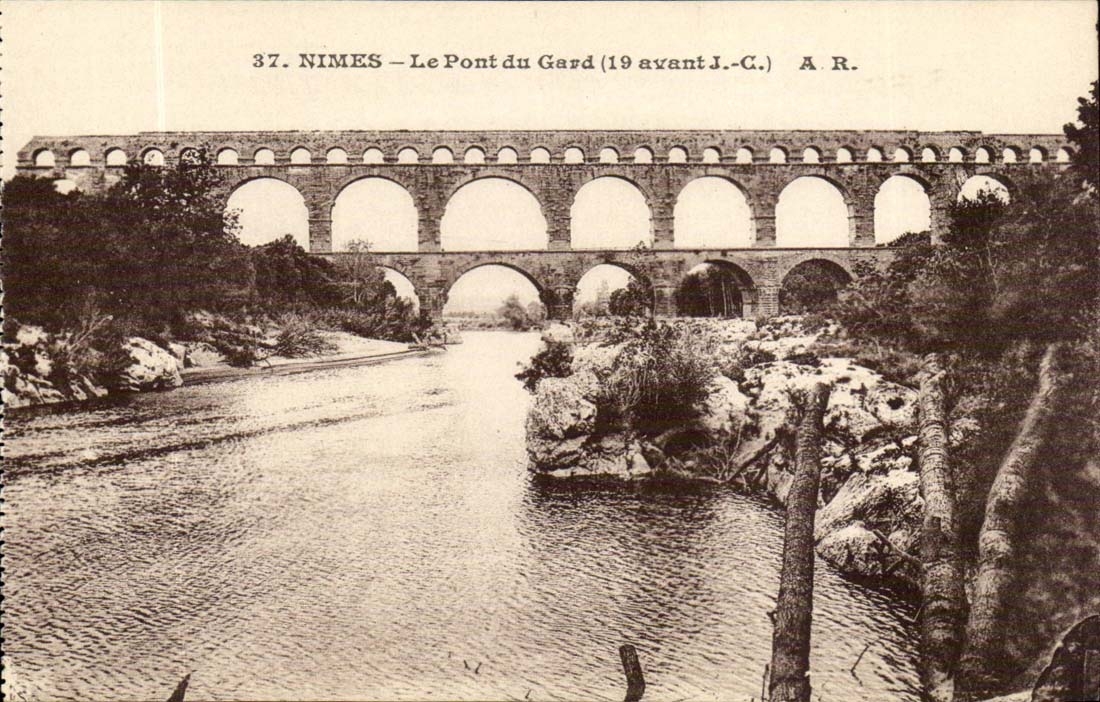 Nimes CPA die Brucke von Gard (19 vor JC)