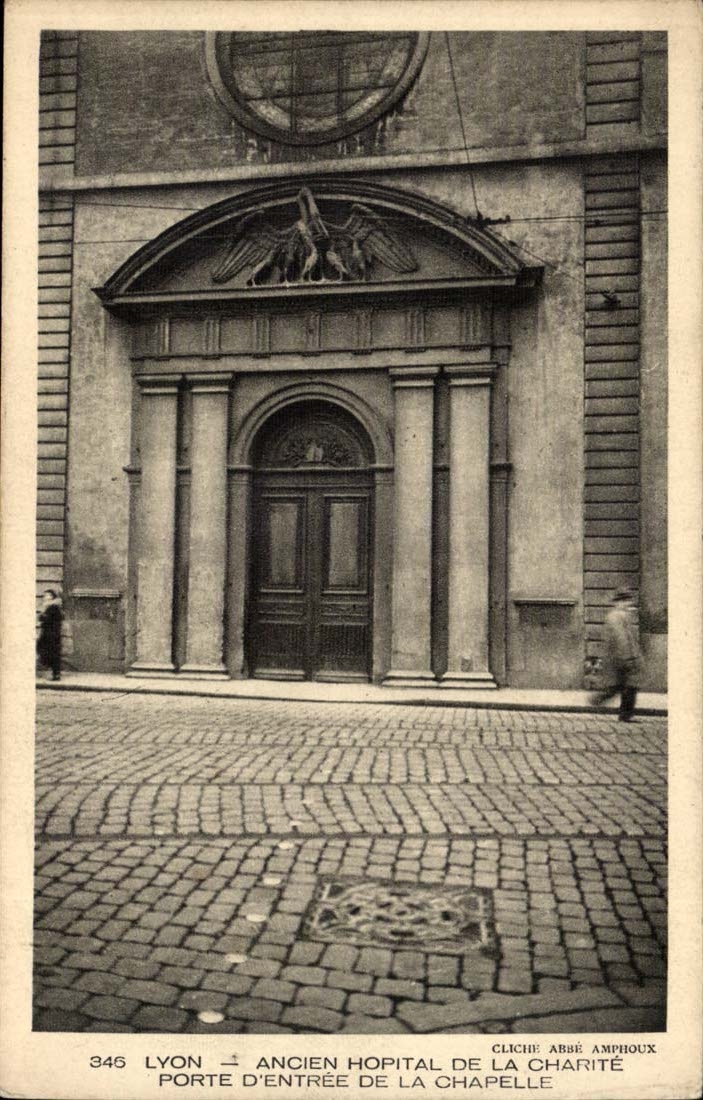 Lyon CPA Old hospital of Charity Main door of the vault