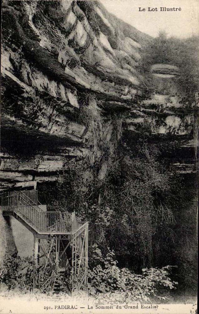 Padirac CPA the top of the large staircase