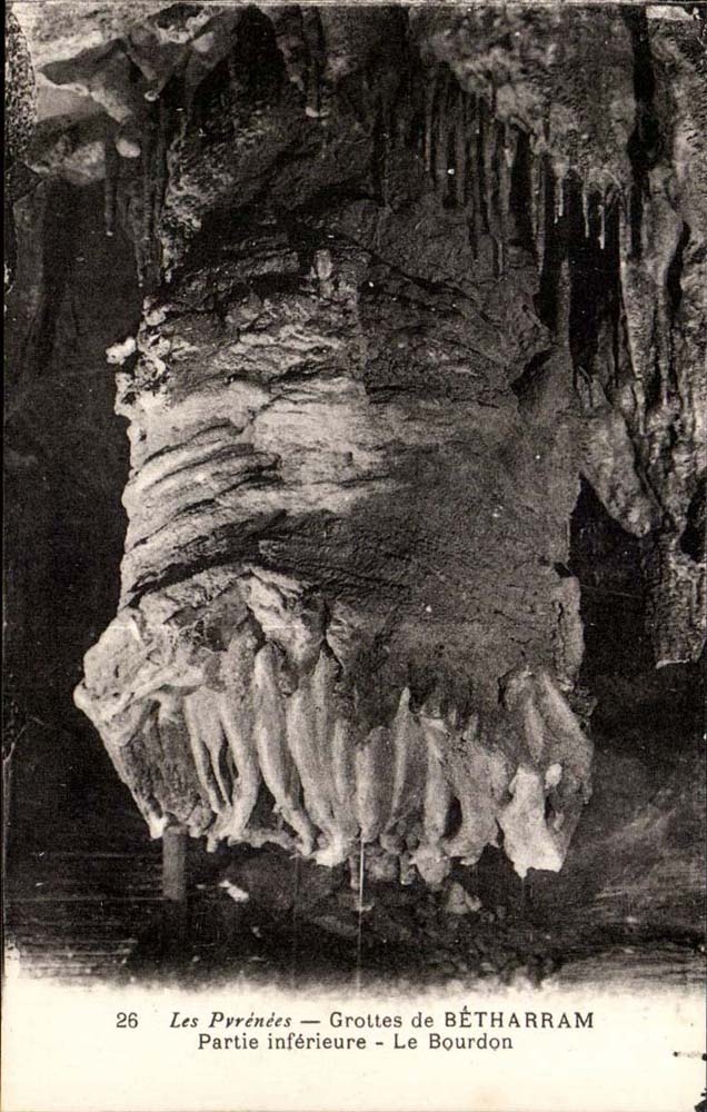 Caves of Betharram CPA Lower part the Bumblebee