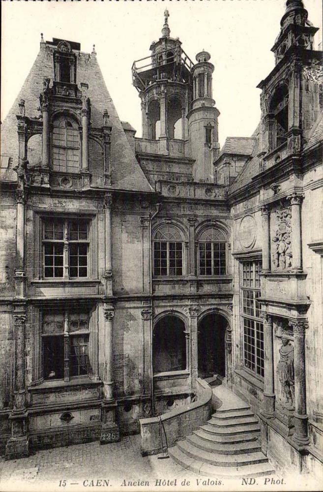 Altes Hotel Caen-CPA von Valois