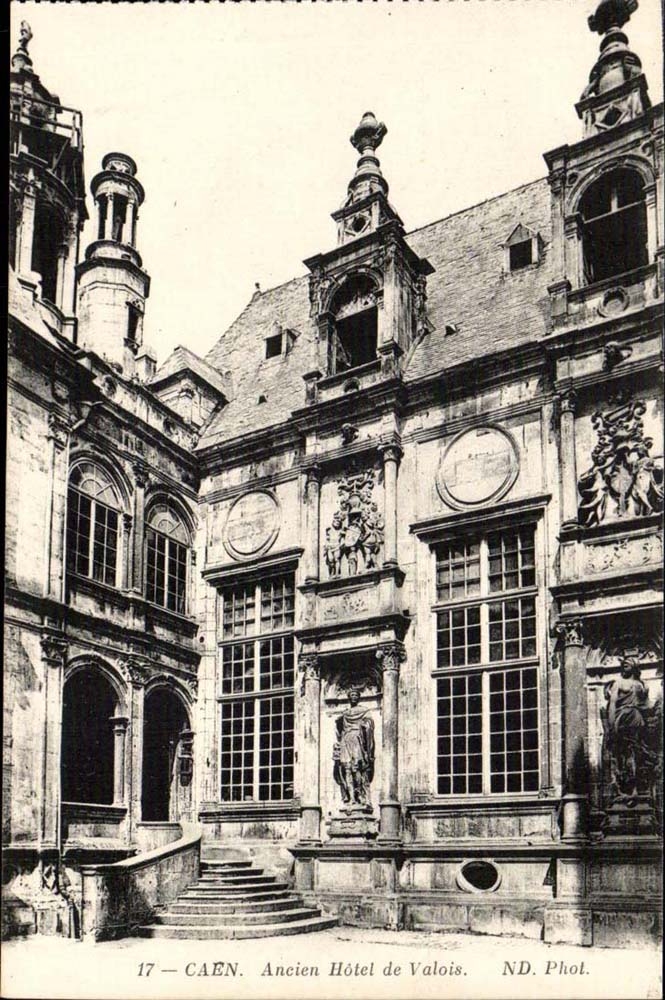 Altes Hotel Caen-CPA von Valois