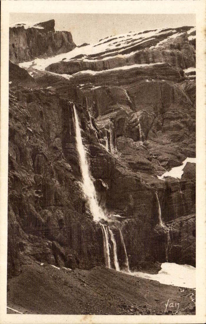 Gavarnie CPA the large cascade Drop height 422m