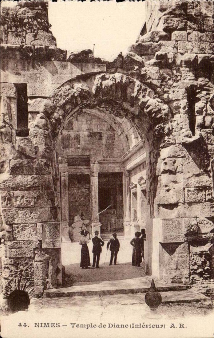 Tempel Nimes-CPA von Diane (Innen)