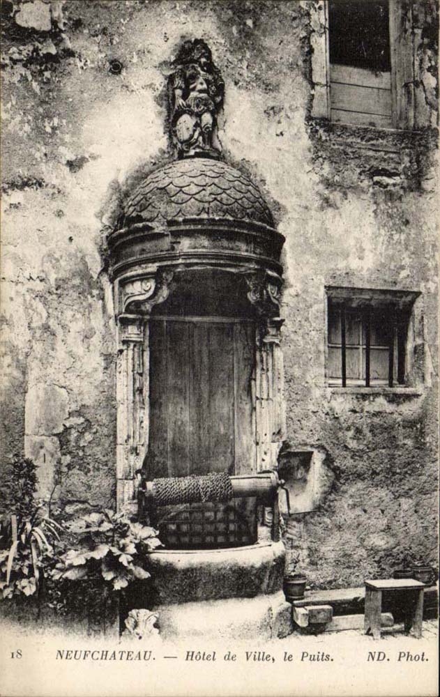 Neufchateau CPA Town hall the well