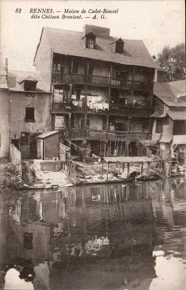 Rennes CPA Maison de Cadet Roussel dite Chateau Branlant