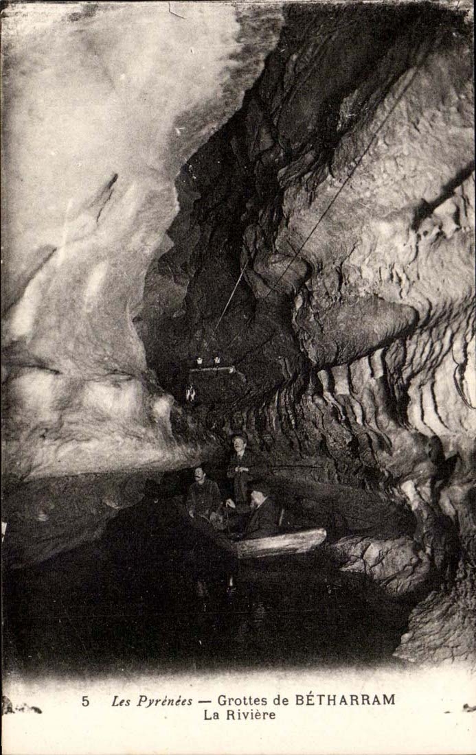 The Pyrenees CPA Caves of Betharram the river