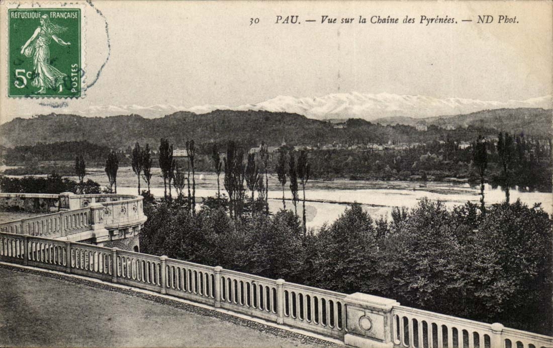 Pau CPA Seen on the chain of the Pyrenees