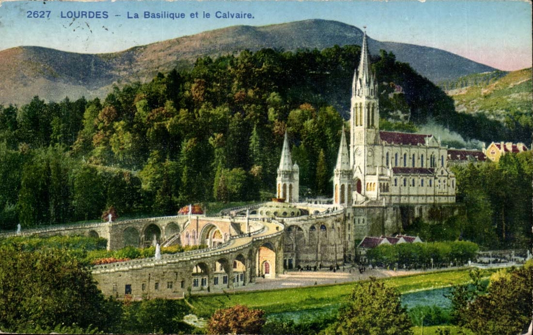 Lourdes CPA the basilica and the martyrdom