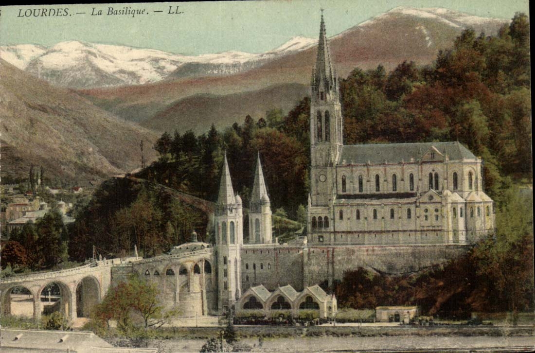 Lourdes CPA the basilica