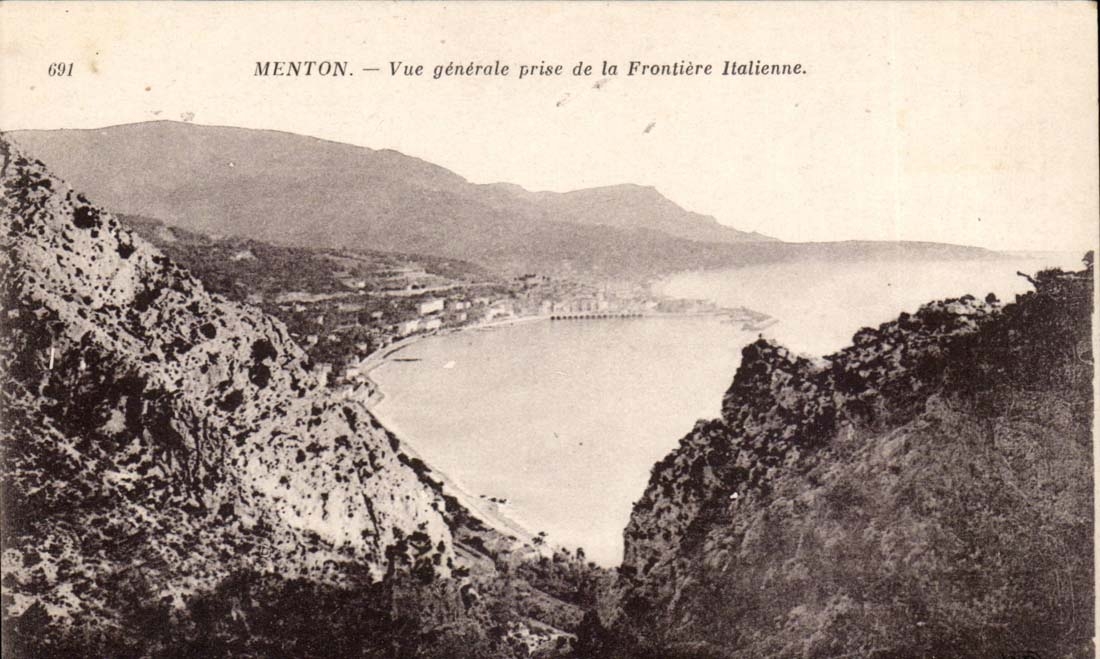 Menton CPA Vue generale prise de la frontiere italienne