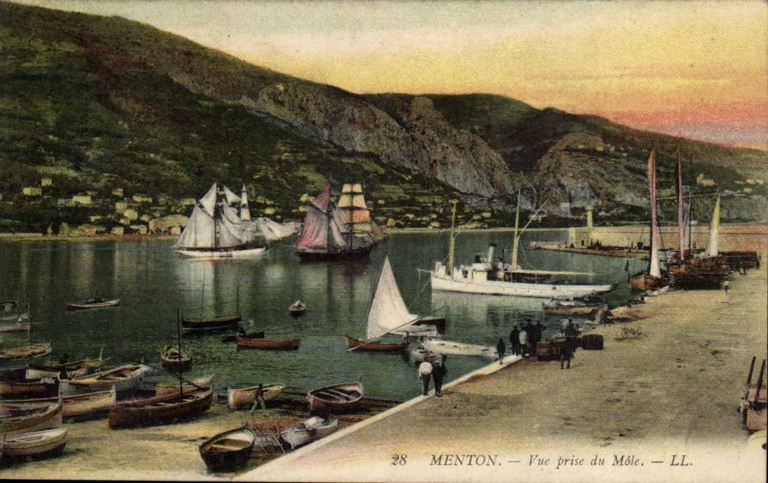 Menton CPA Vue prise du Mole