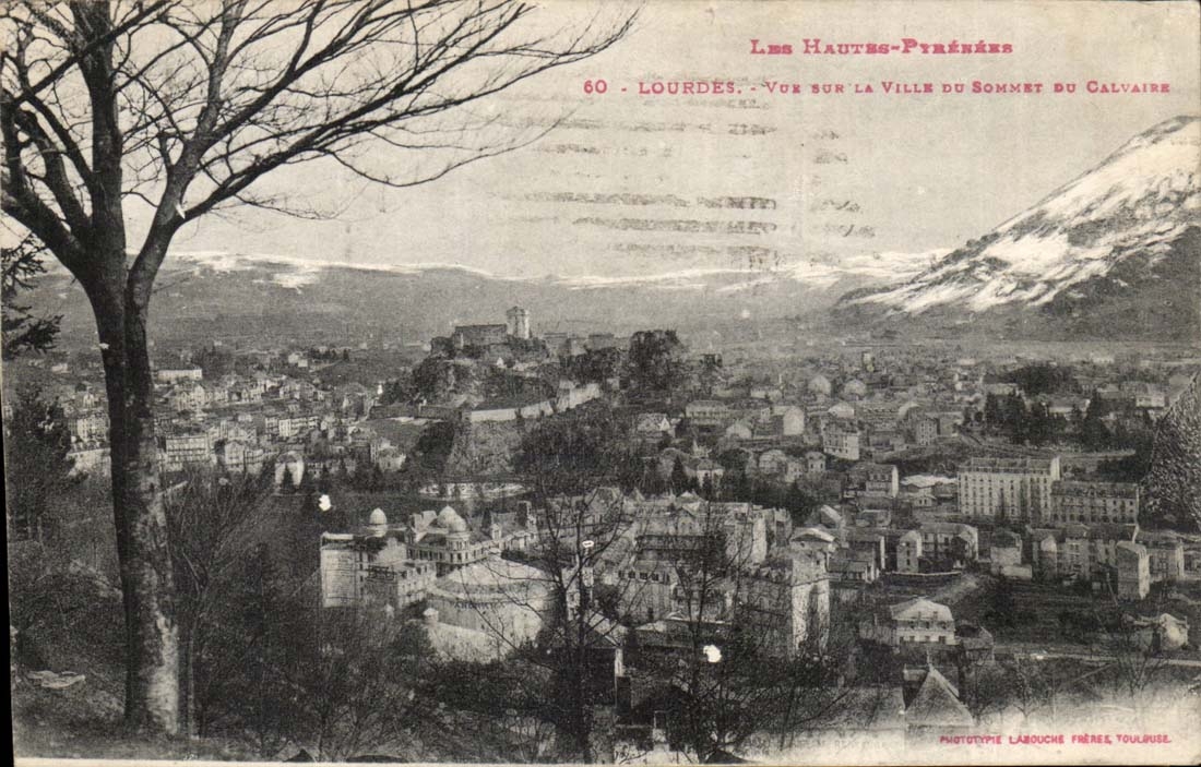 Lourdes CPA Seen on the city of the top of the martyrdom