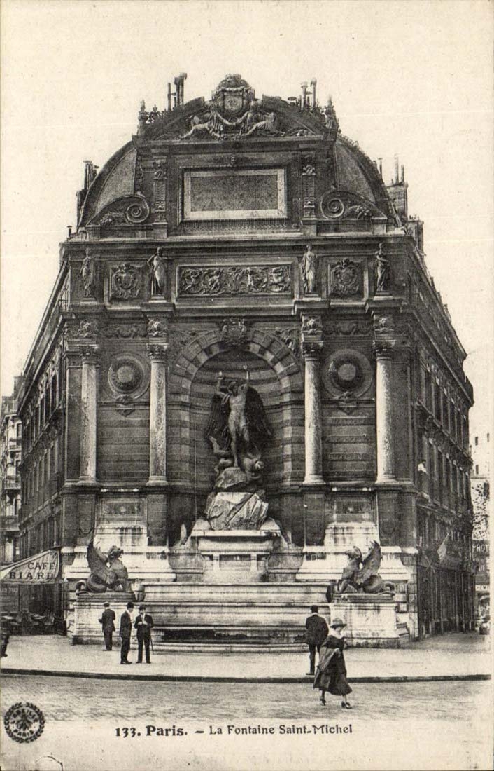 Paris CPA the fountain Saint Michel