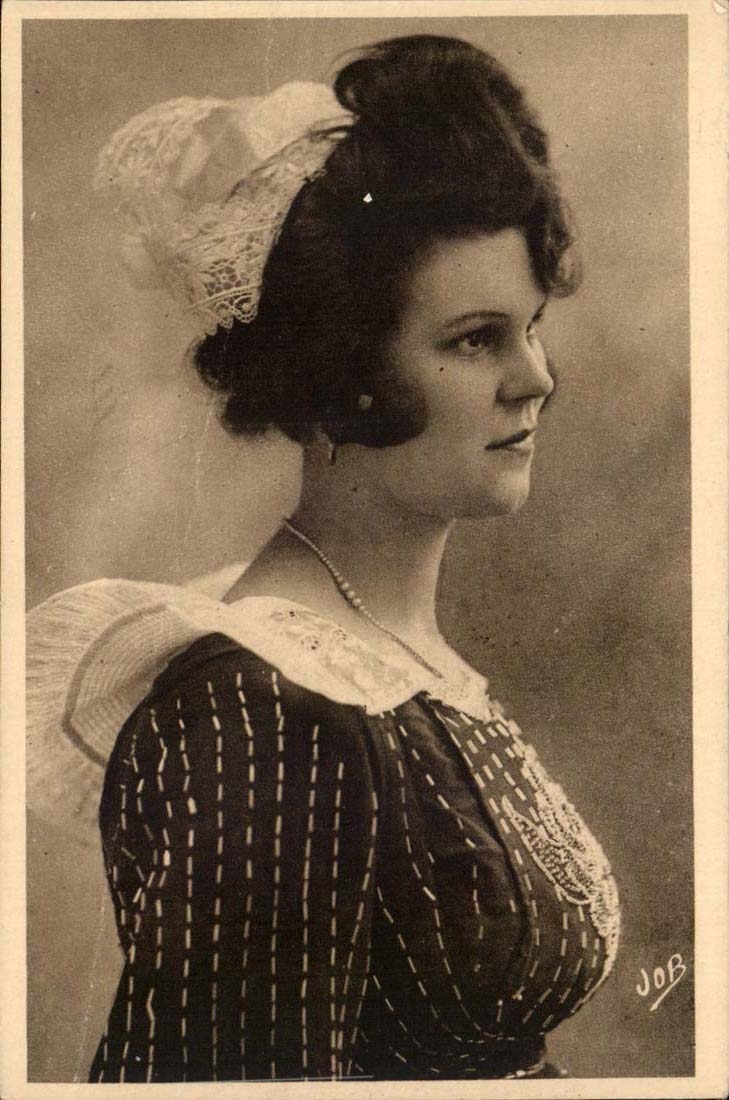 CPA Kostum-Folklore Scaer Profil der Kappe