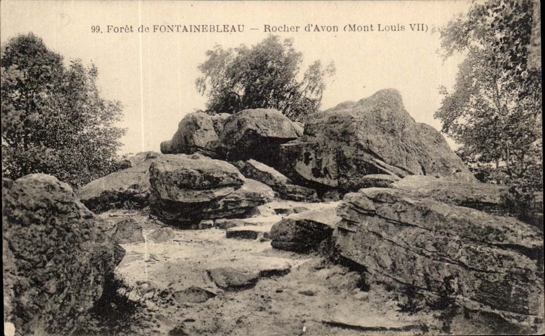 Fontainebleau CPA the drill Rock of Avon (Mount Louis VII)