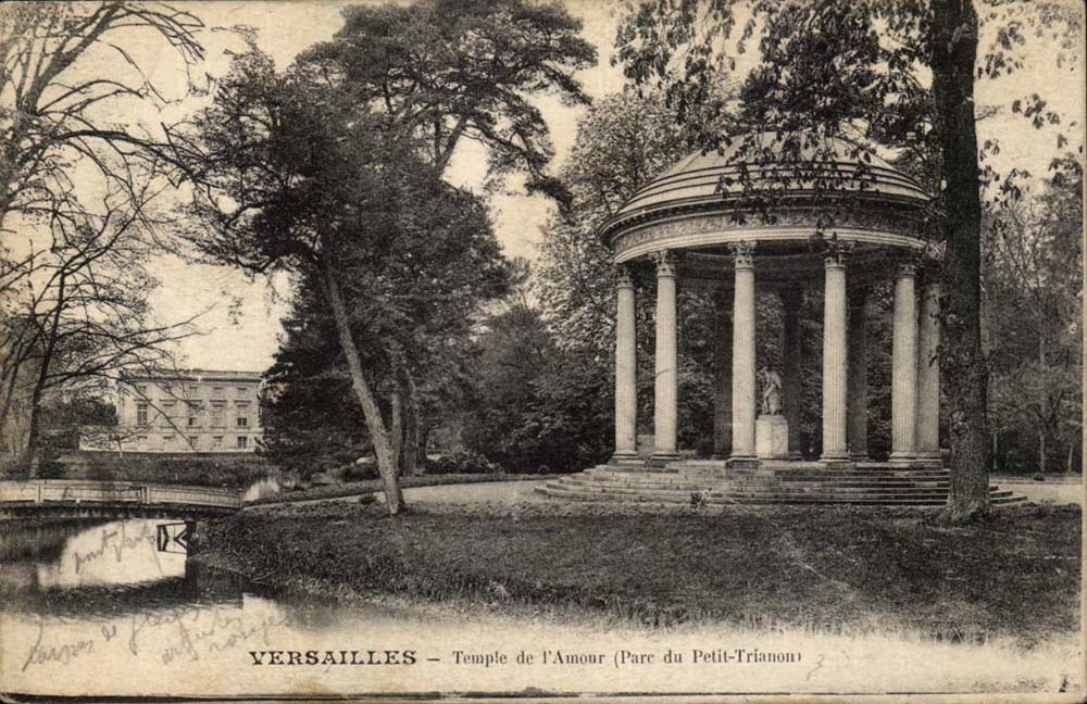 Versailles CPA Temple of the love (park of small Trianon)