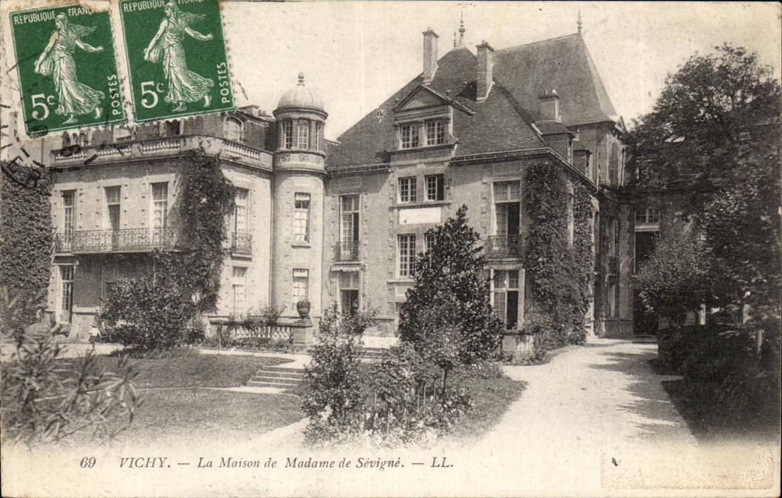 Vichy CPA the house of Mrs de Sevigne