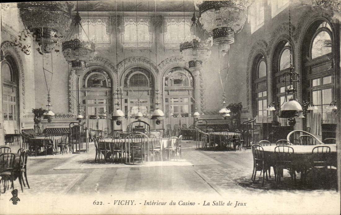 Interior Vichy CPA of the casino the room of the plays