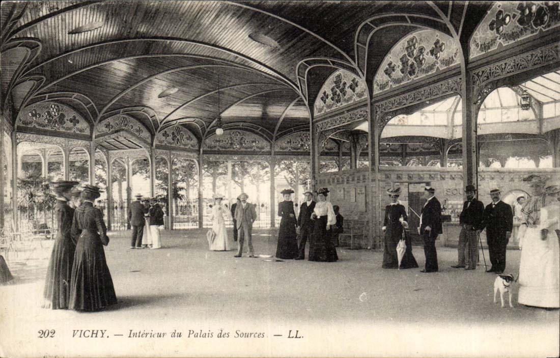 Interior Vichy CPA of the palate of the sources