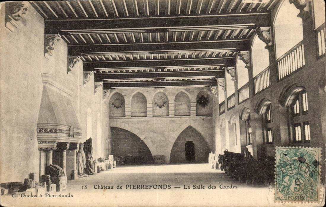 Chateau de Pierrefonds CPA La salle des gardes