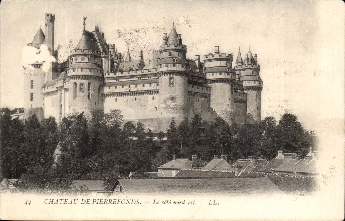 Chateau de Pierrefonds CPA le cote Nord Est