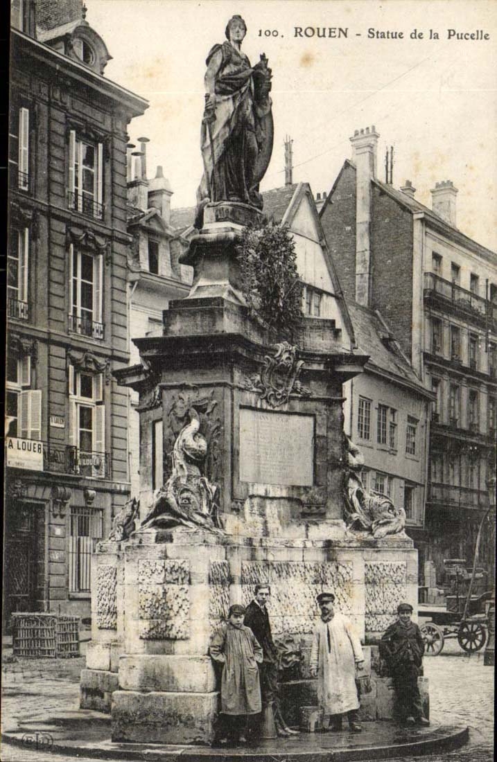 Rouen CPA Statue of the virgin (Jeanne of arc)