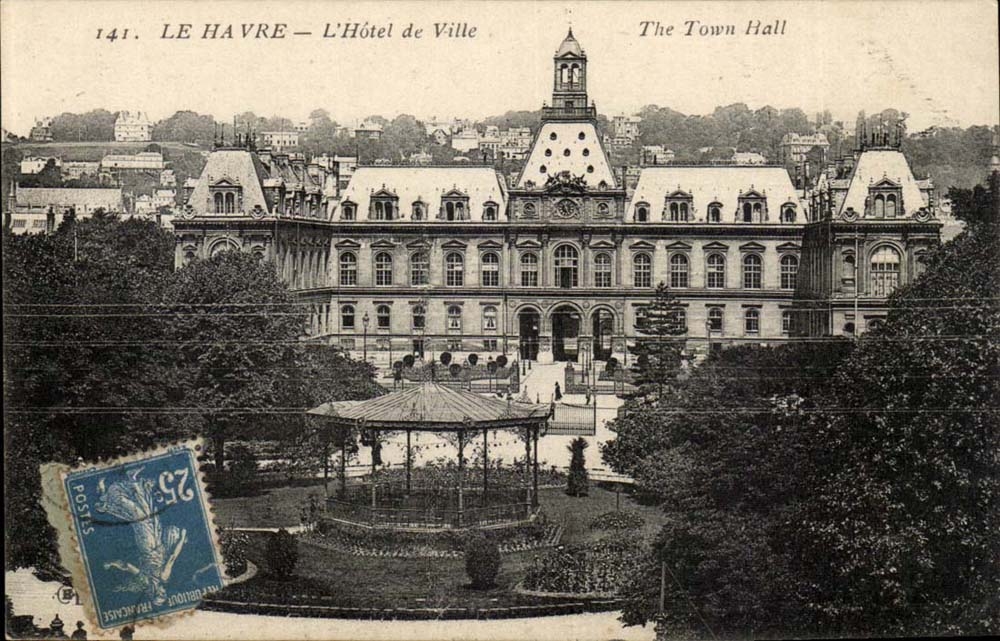 Le Havre CPA L'hotel de ville 