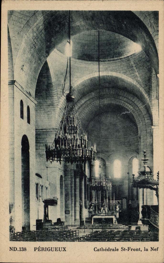 Perigueux CPA Cathedral St Face the nave