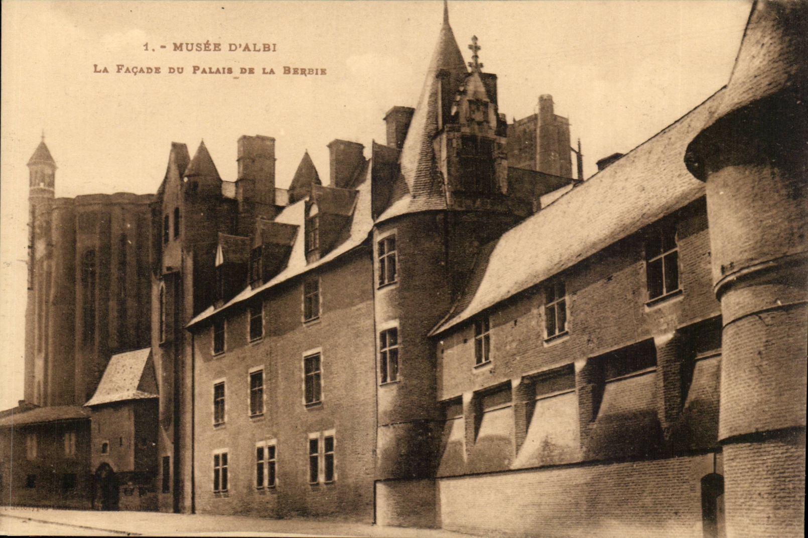CPA Museum of Albi the frontage of the palate of Berbie
