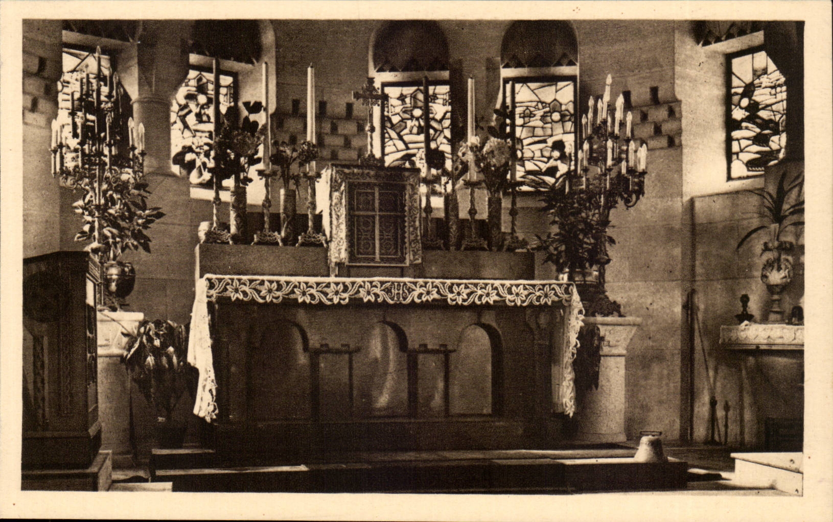 CPA ossuary and headlight of Douaumont