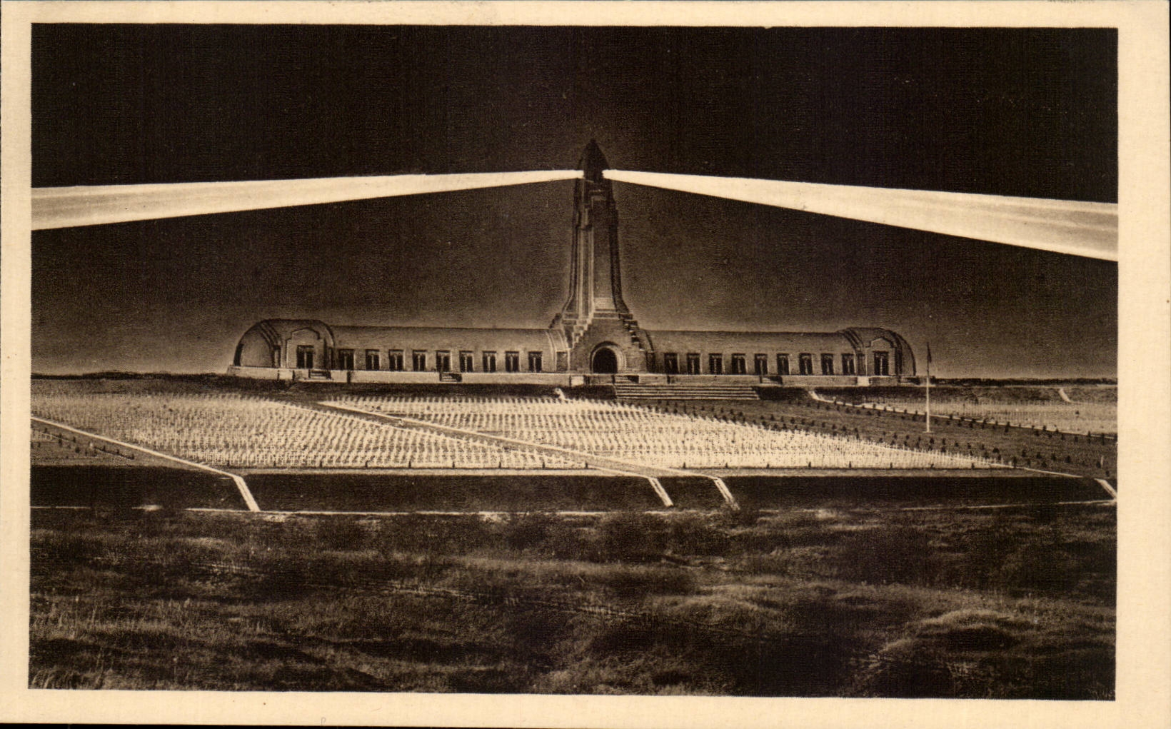 CPA Ossuary and headlight of Douamont