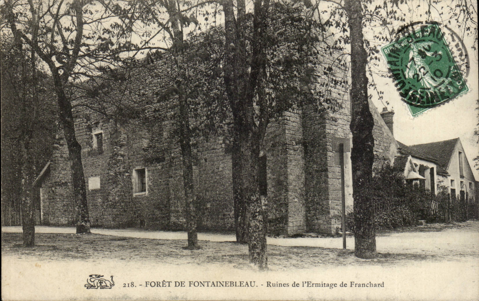 Fontainebleau - Ruins of the Hermitage of Frachard - CPA
