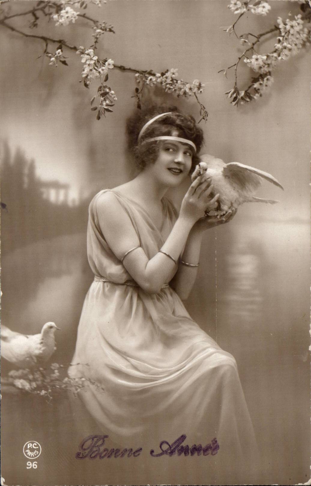 CPA Fantasy Woman Happy New Year (dove)
