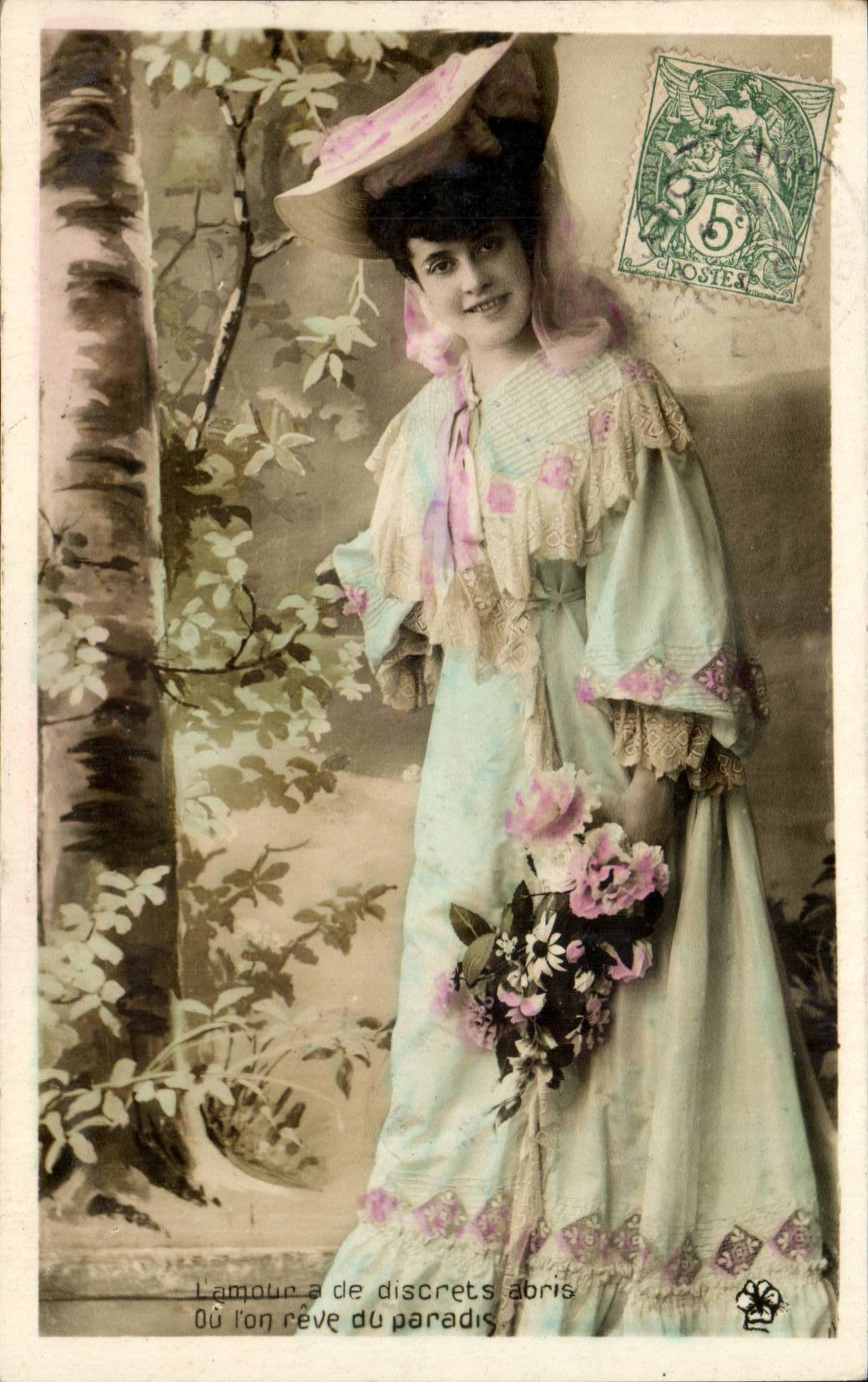 CPA Fantasy the love has discrete elegant Femme shelters