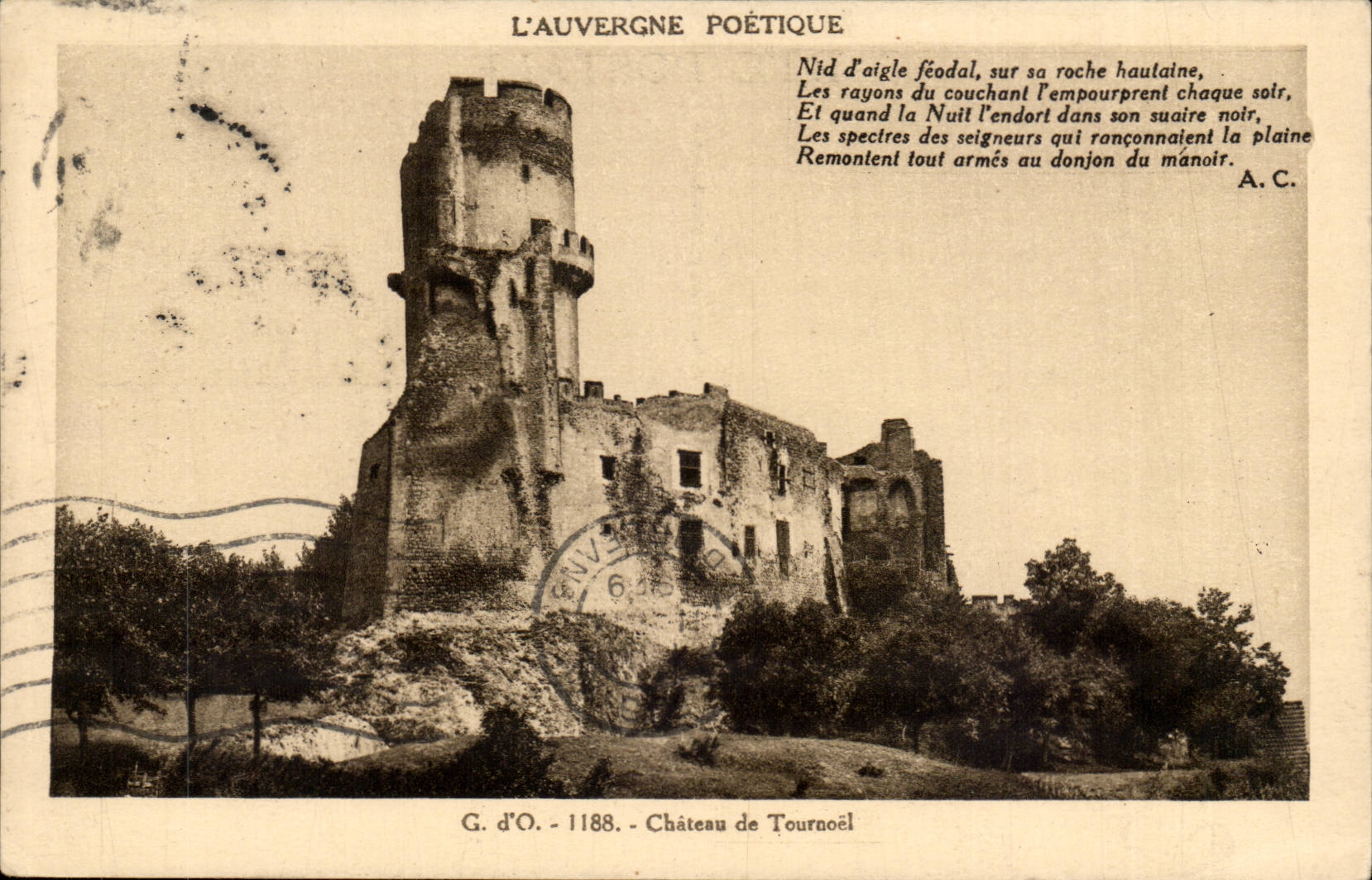 CPA Auvergne Castle of Tournoel