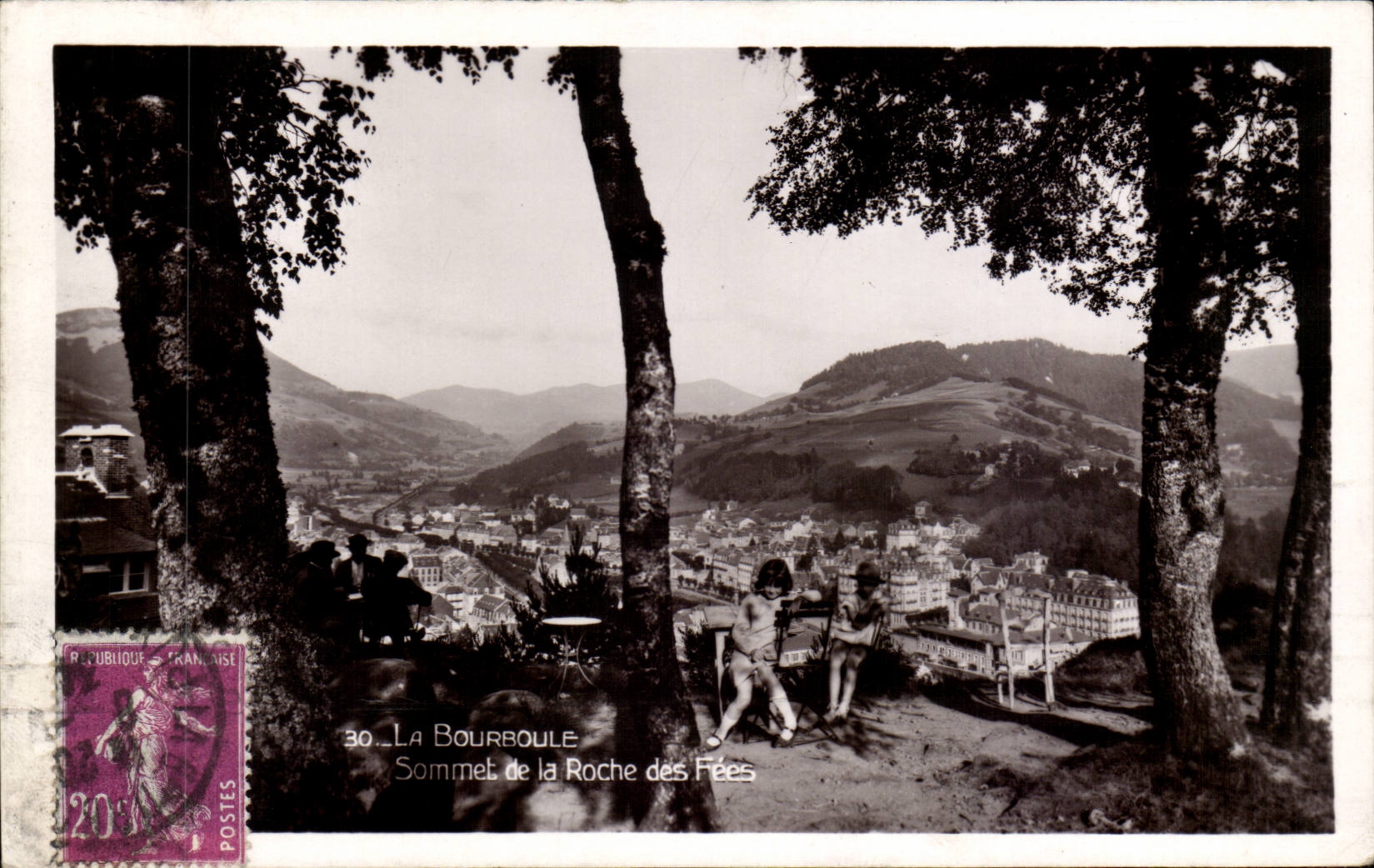 CPA Auvergne Summit of the rock to the fairies (children)