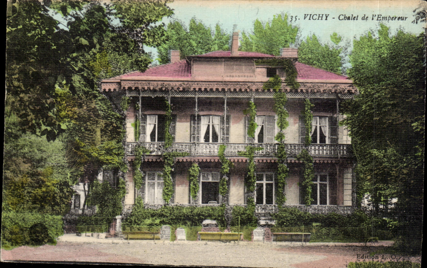 Vichy CPA Chalet de l'empereur