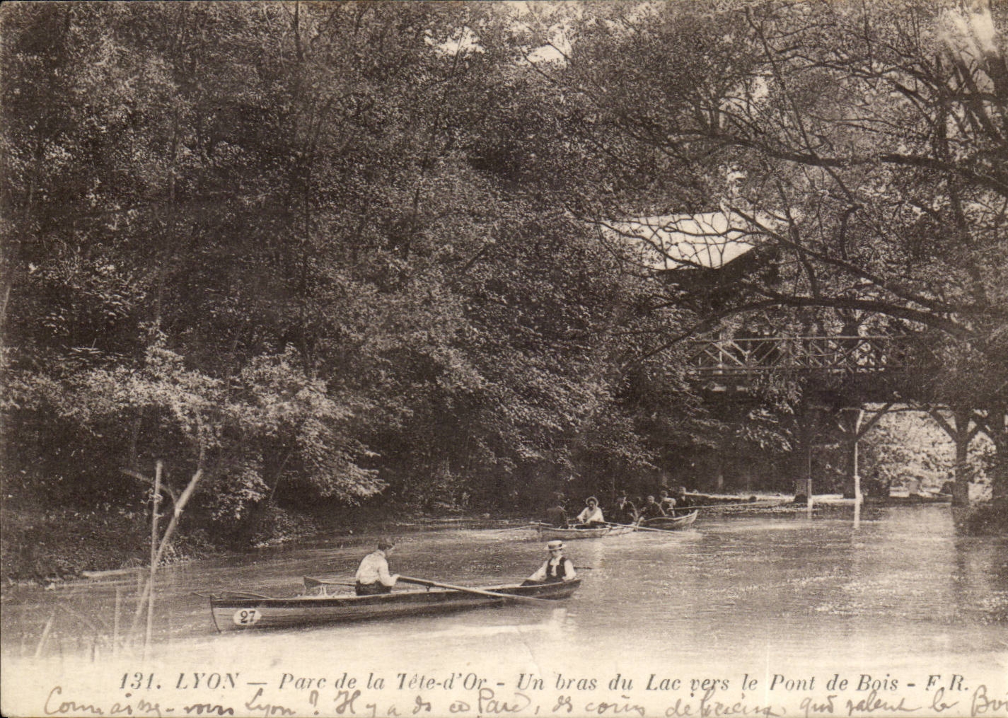 Lyon CPA Park of the gold head an arm of the lake towards the bridge of wood