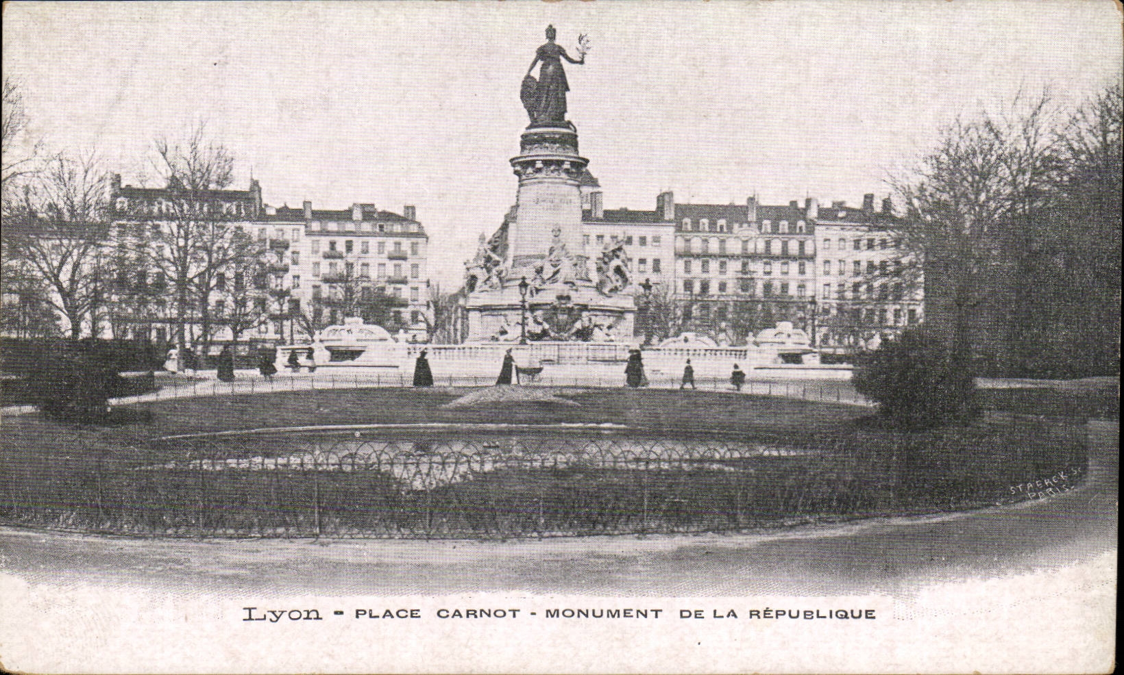 Lyon CPA Places Carnot Monument of the Republic