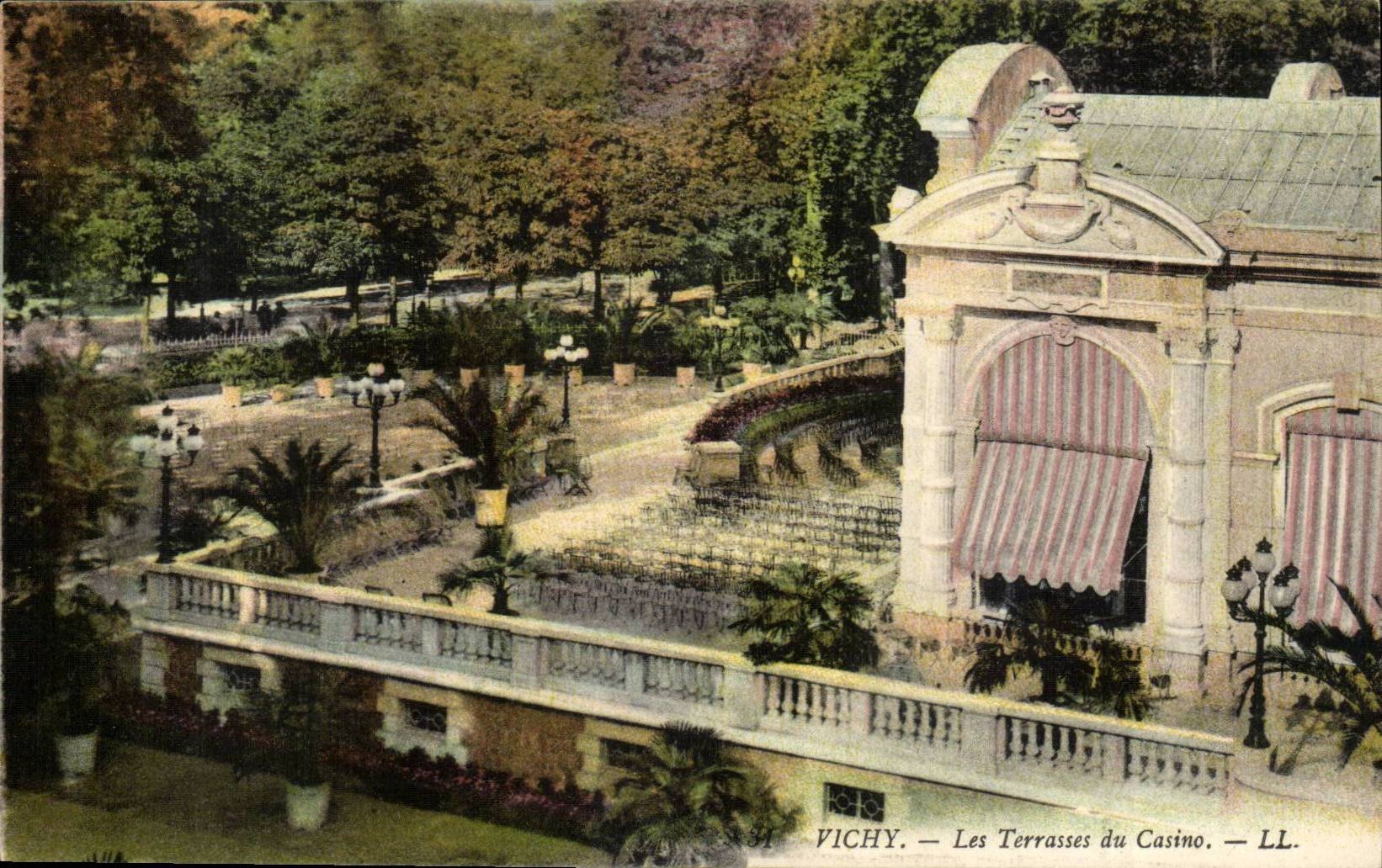 Vichy CPA terraces of the casino