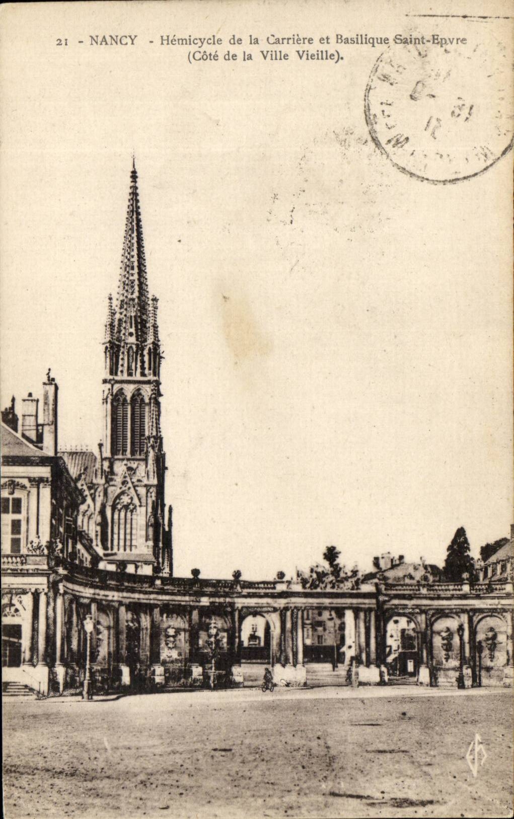 Nancy CPA Hemicycle de la Carriere et basilique Saint Epvre (cote de la ville vieille)