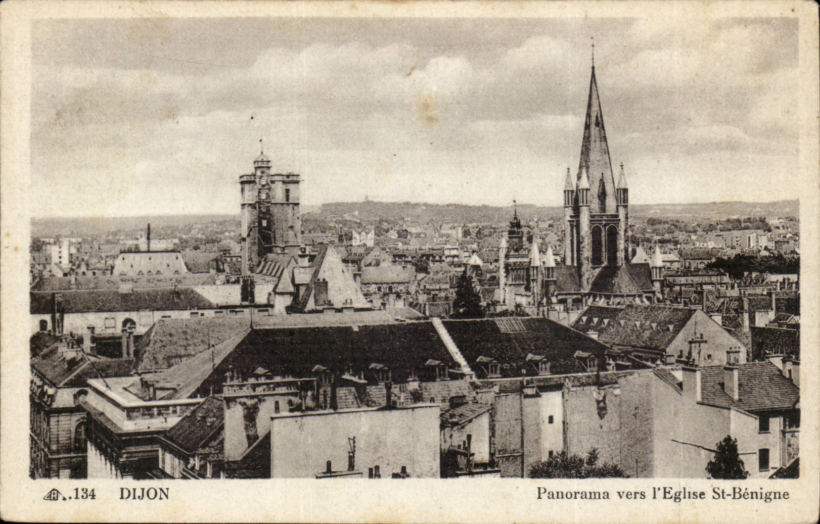 Panorama Dijon-CPa in Richtung zur gutartigen eglies Str