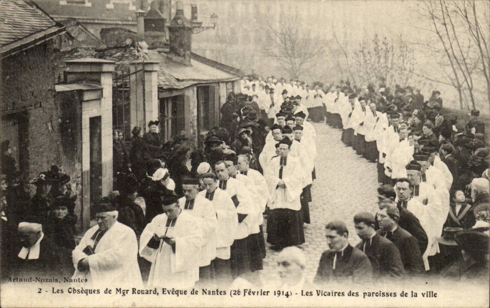 CPA funerals of Mgr Rouard Bishop of Nantes (February 26th 1914) vicars of the parishes of the city