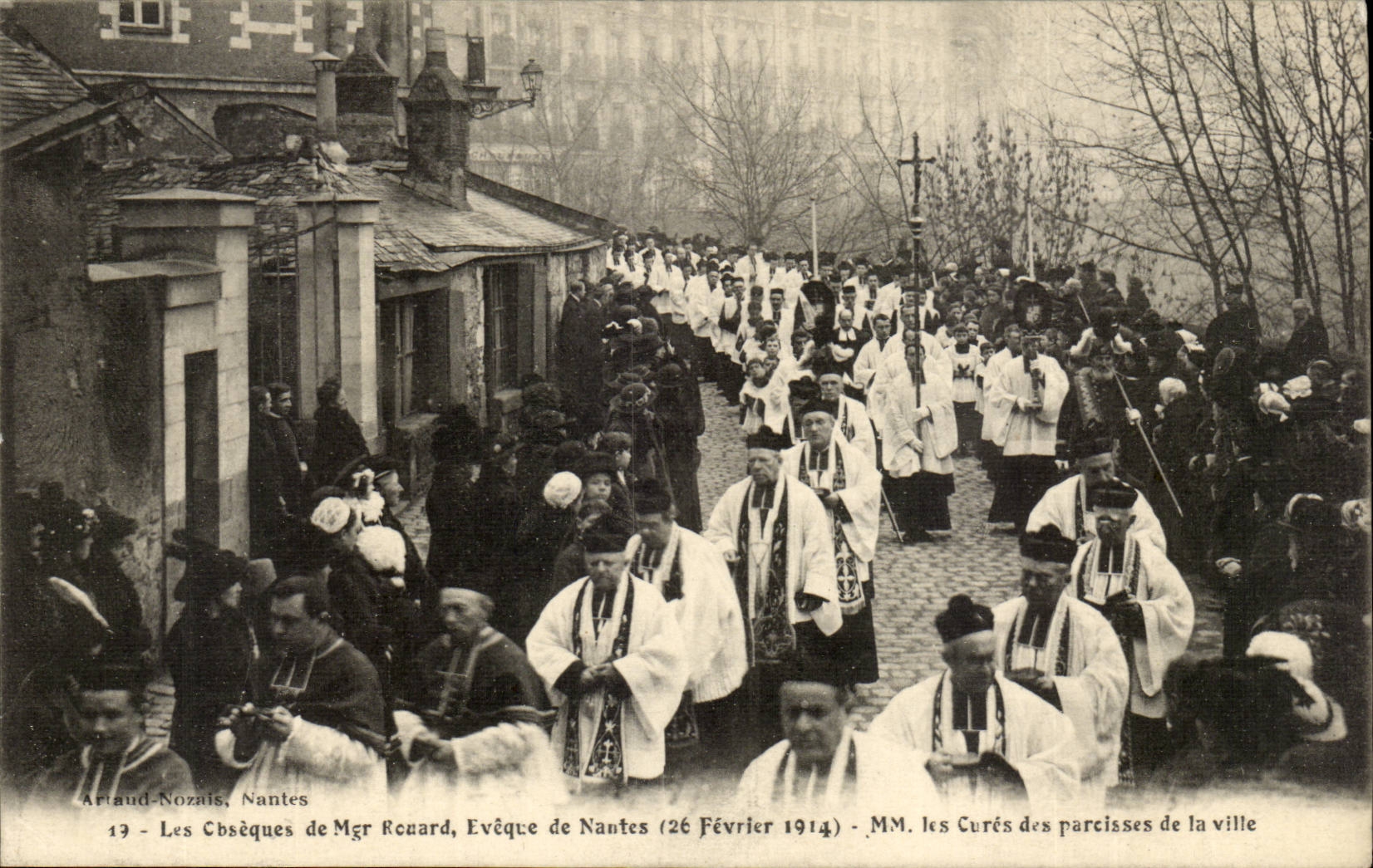 Nantes CPA funerals of Mgr Rocard Bishop of Nantes (February 26th 1914) MM cures of the aproisses of city TOP