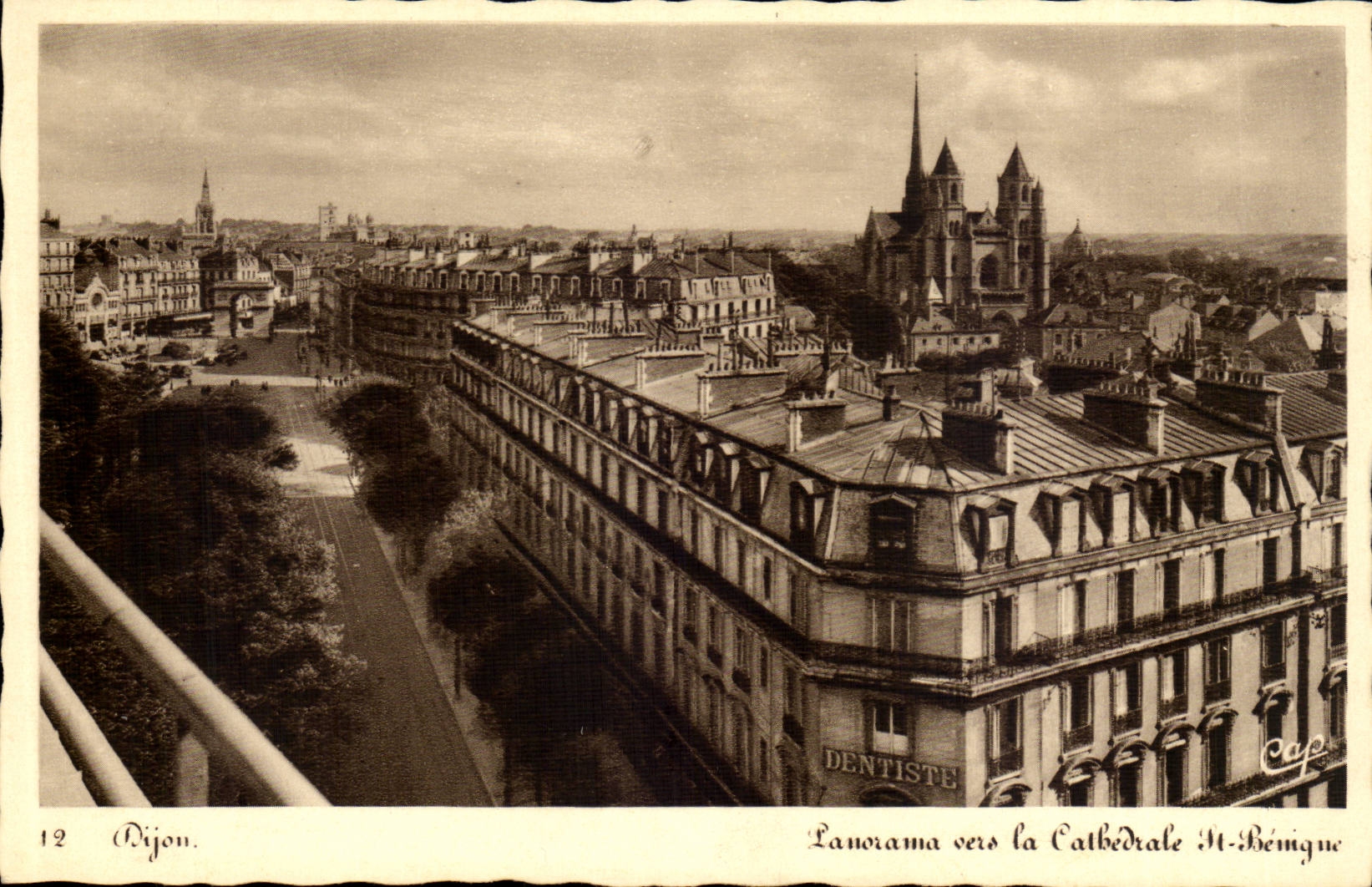 Panorama Dijon-CPA in Richtung zur gutartigen Kathedrale Str