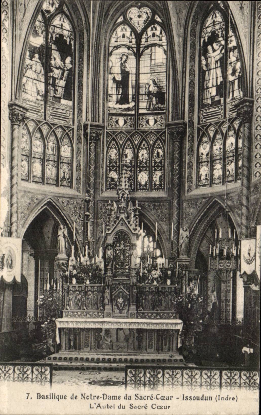 Basilique de Notre DAme du sacre coeur Issoudun CPA l'autel du sacre coeur