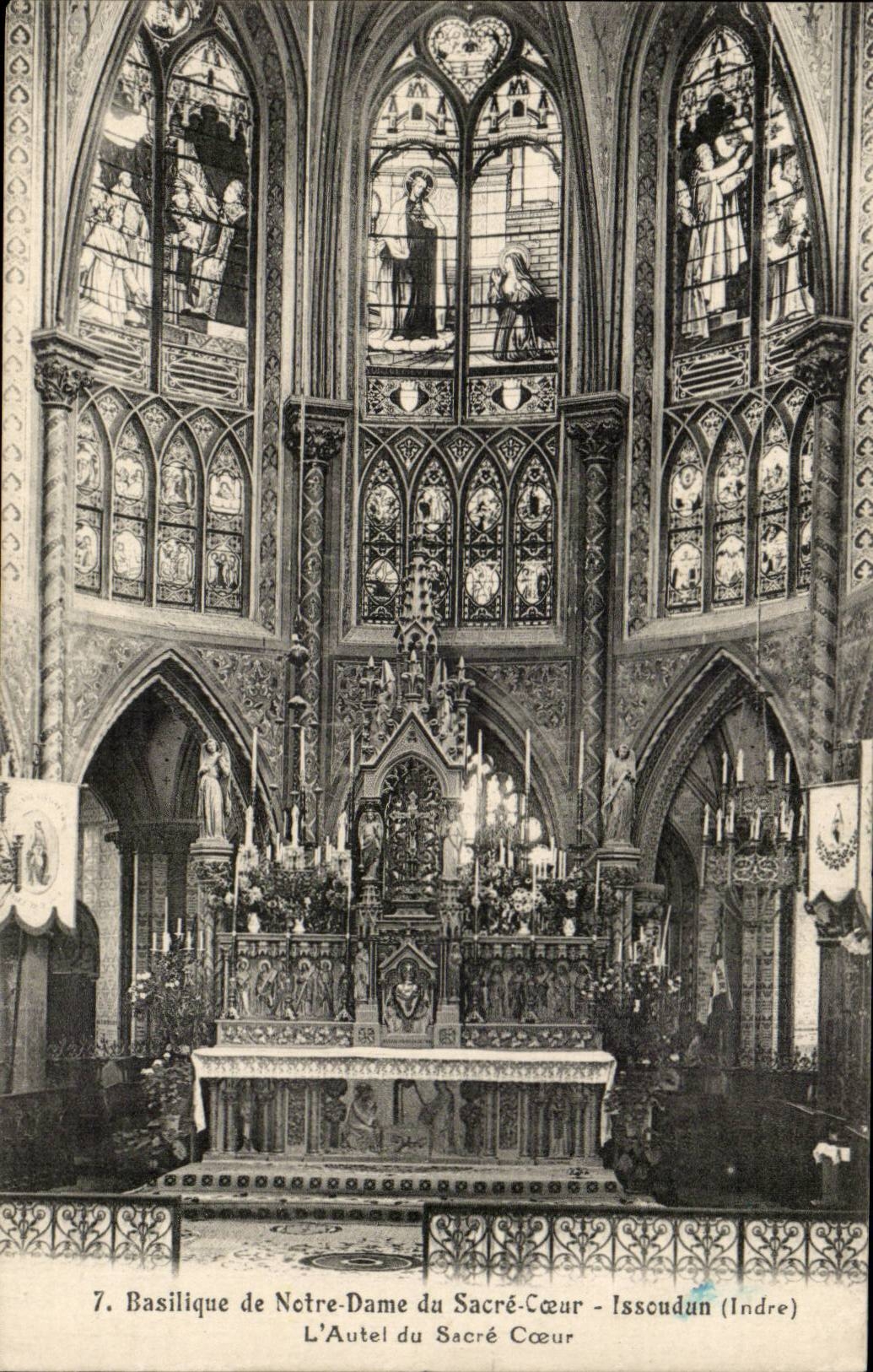 Basilique de Notre Dame du sacre coeur Issoudun CPA L'autel du sacre coeur